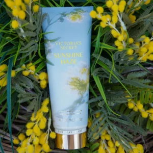 Victoria Secret Édition Limitée Sunshine Haze Spring Daze Lait Parfumé Corps